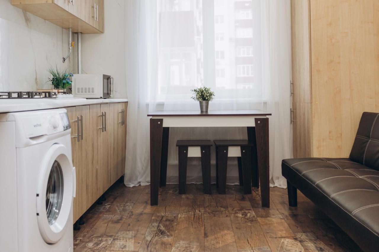 Luxe Apartments 5.26 Near Lavina 5 Floor Sumy Luaran gambar